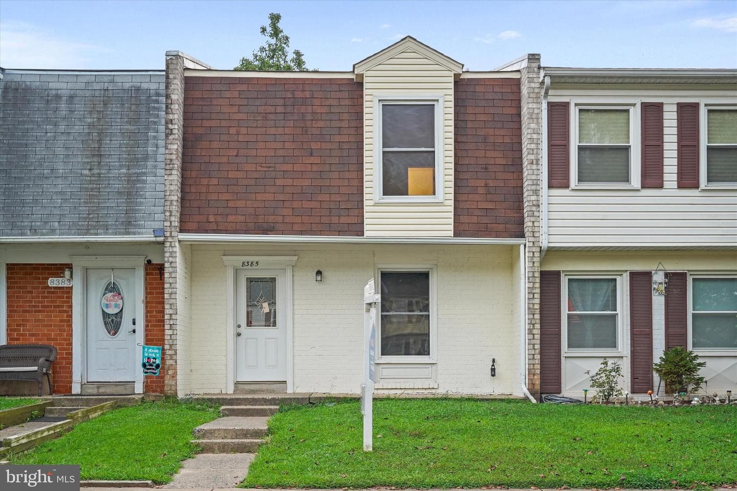 8385 White Pine Drive photo 3