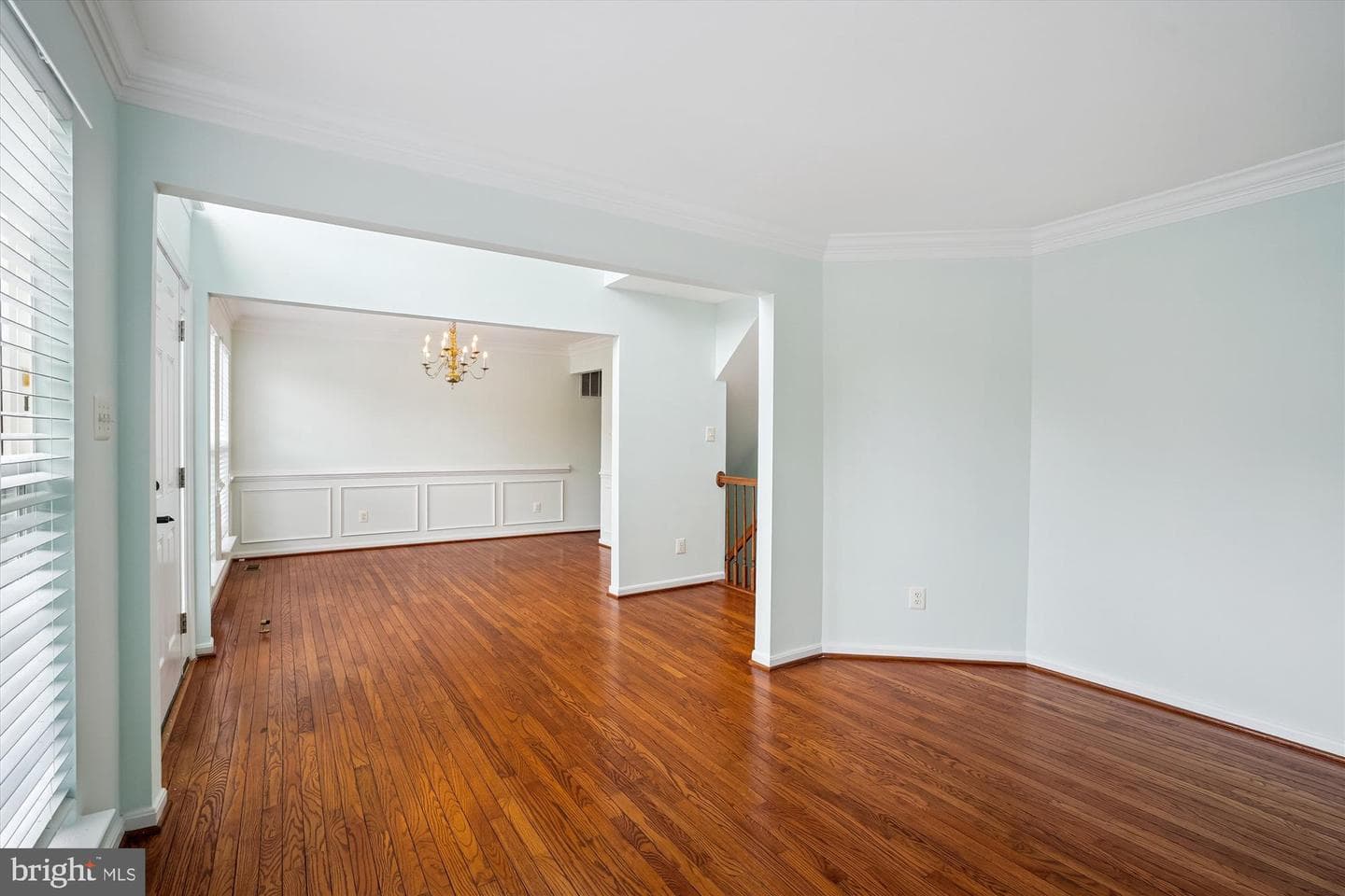 9183 Matthew Drive photo 6