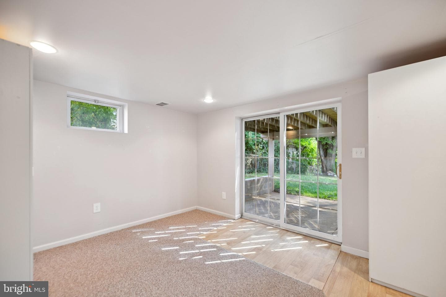 181 Cabbel Drive photo 25