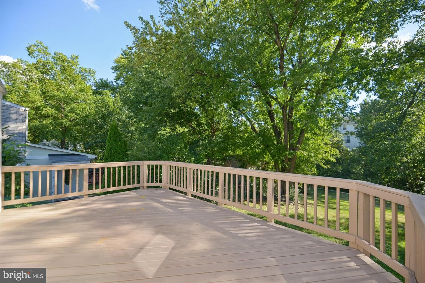 181 Cabbel Drive photo 38