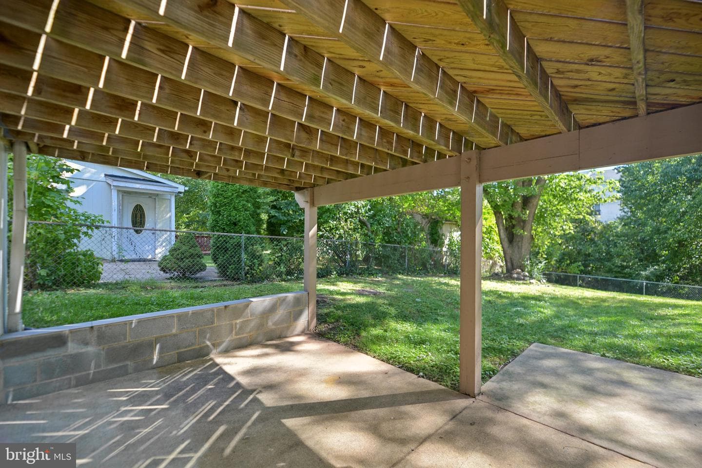 181 Cabbel Drive photo 39