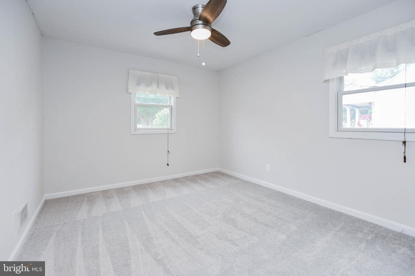 248 Manassas Drive photo 27