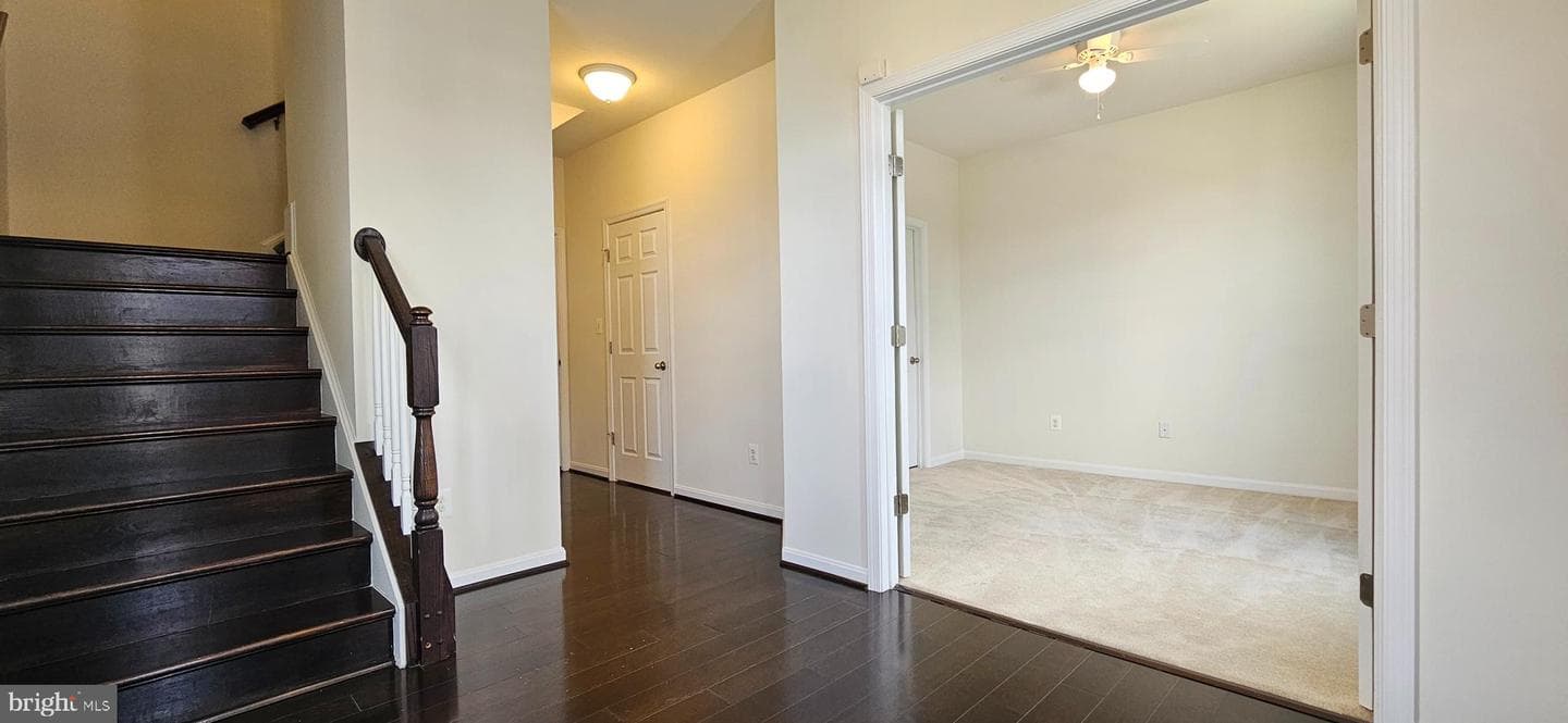 9010 Belo Gate Drive photo 4