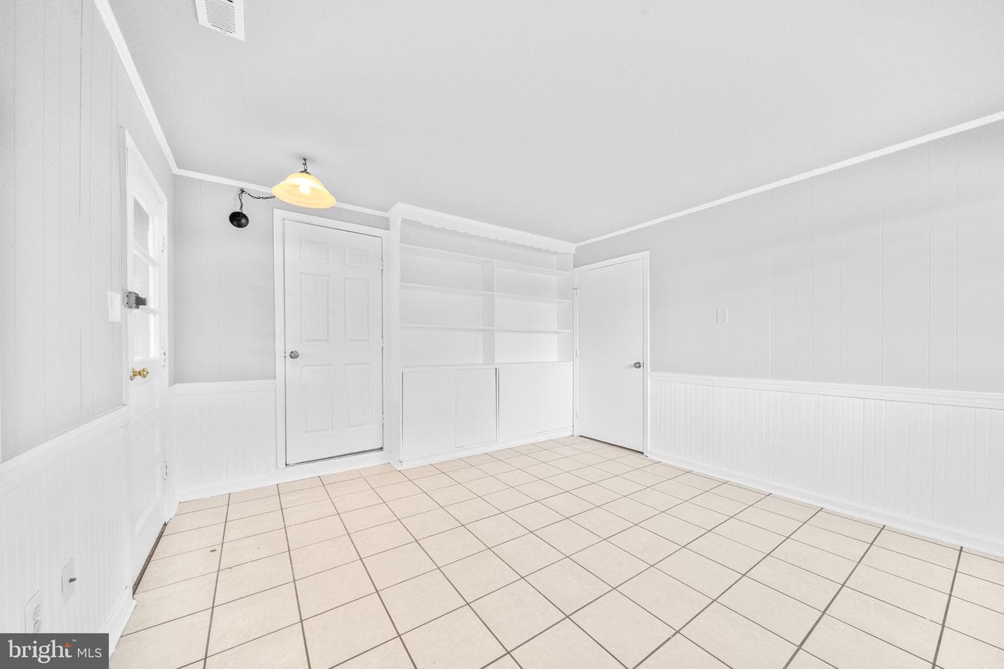 122 Holden Drive photo 16
