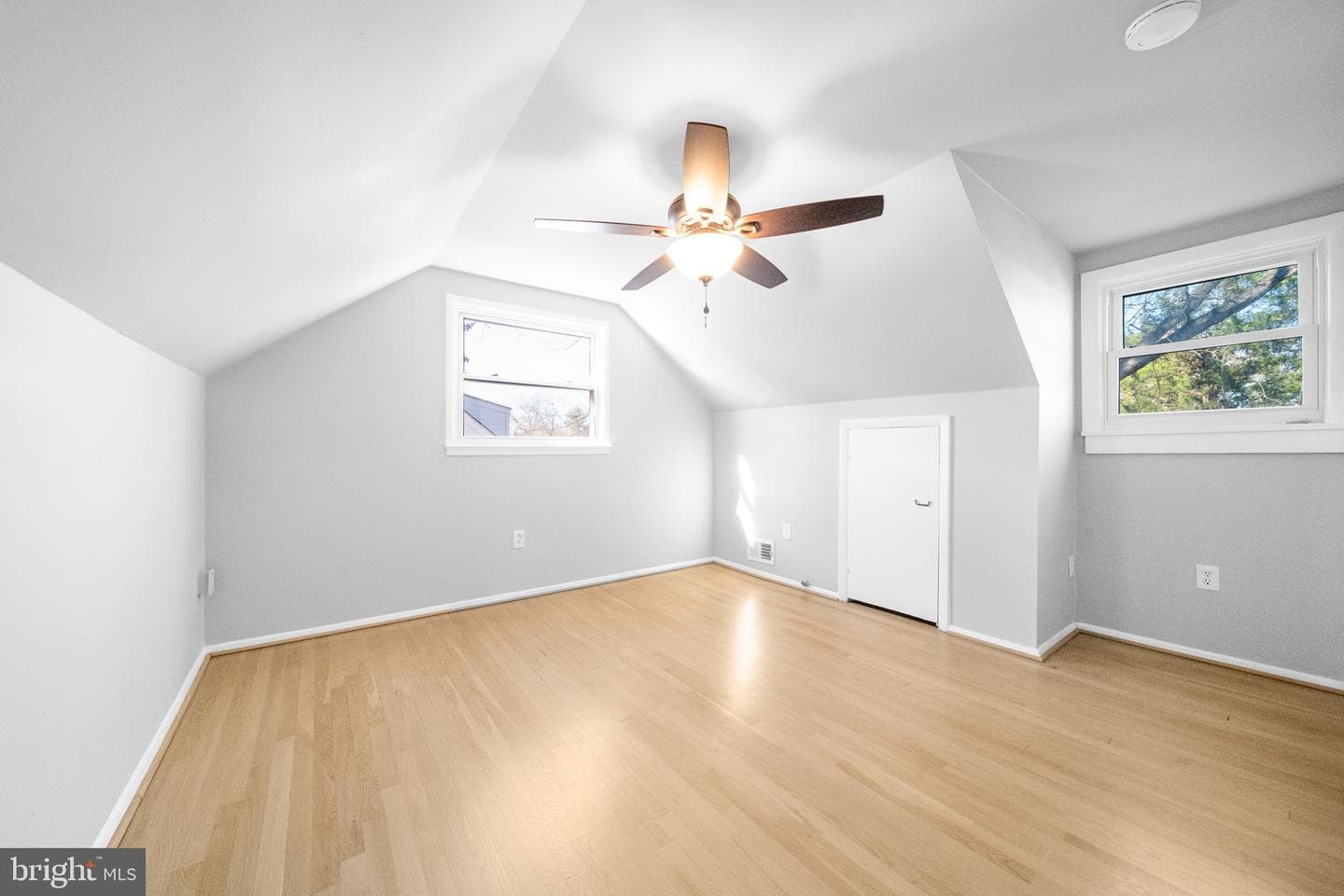 122 Holden Drive photo 19