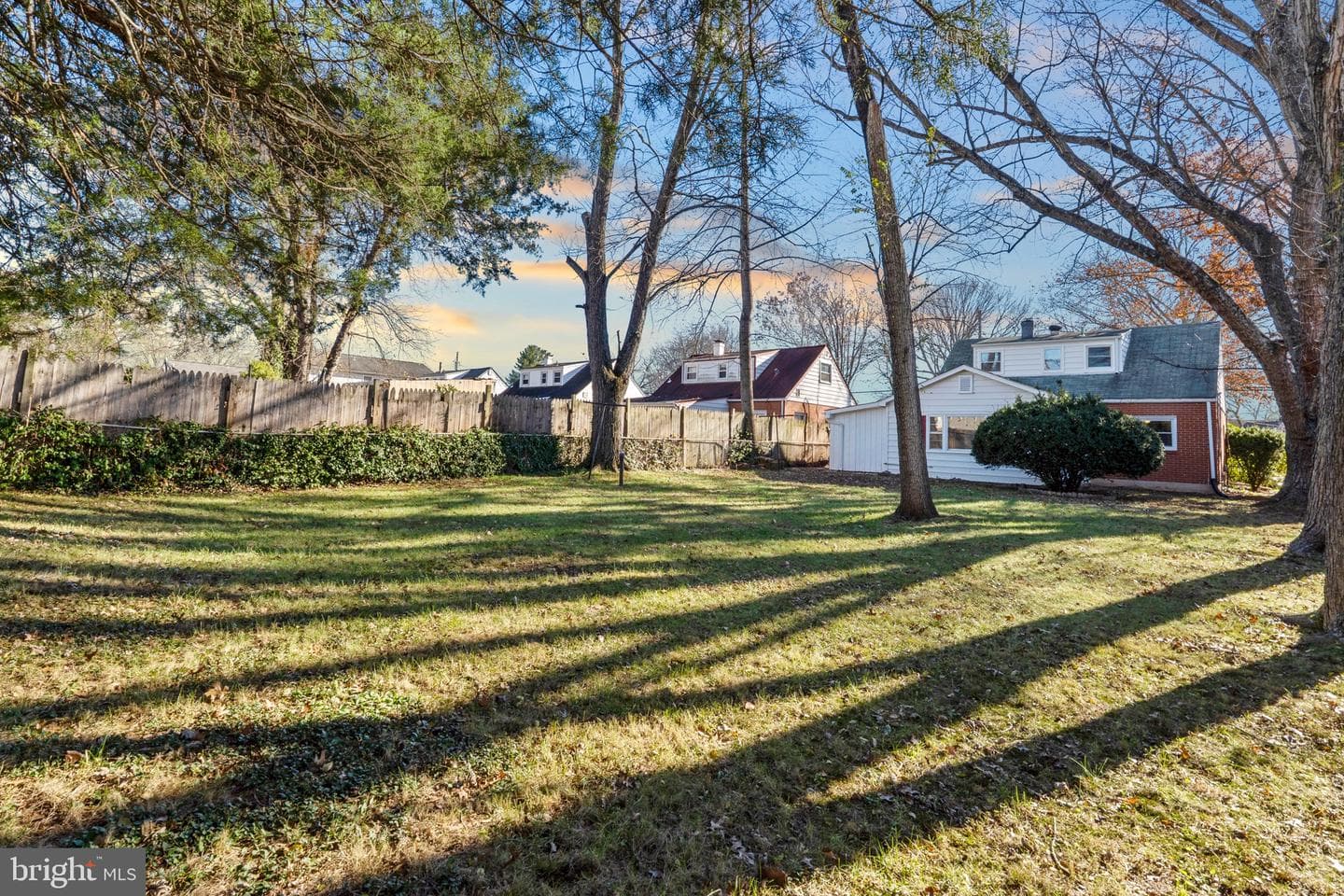 122 Holden Drive photo 5