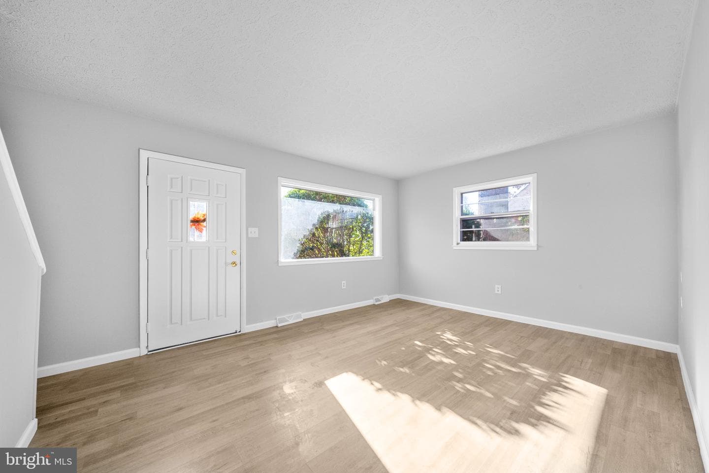 122 Holden Drive photo 7