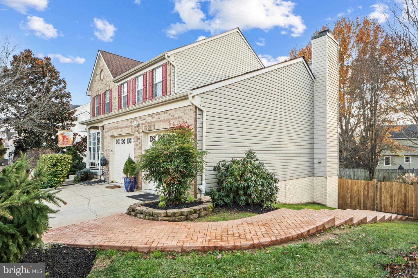 9302 Nancy Street photo 4