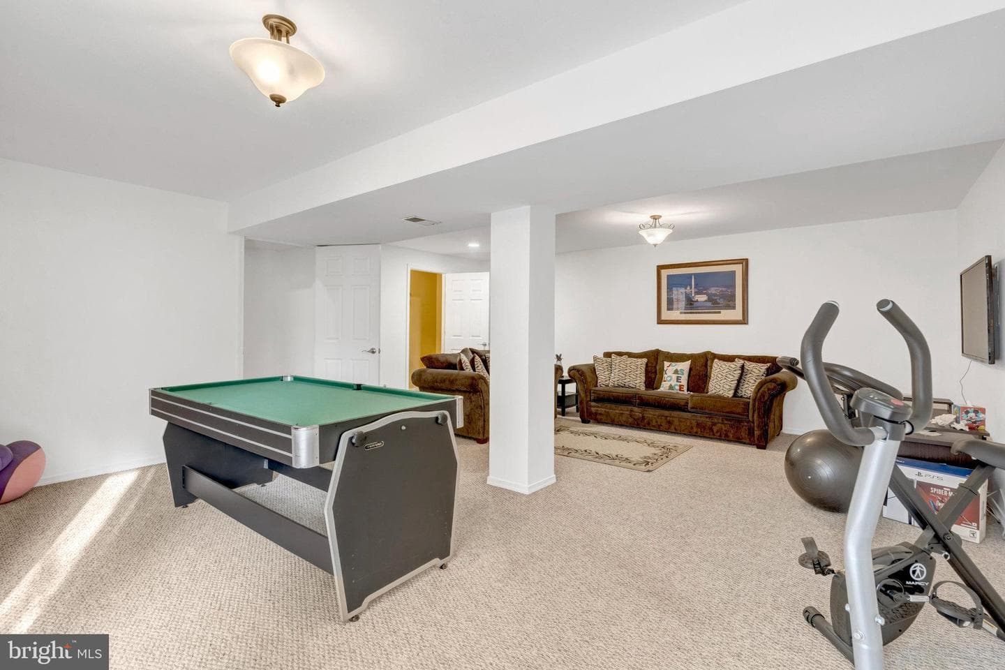 9224 Cynthia Street photo 24