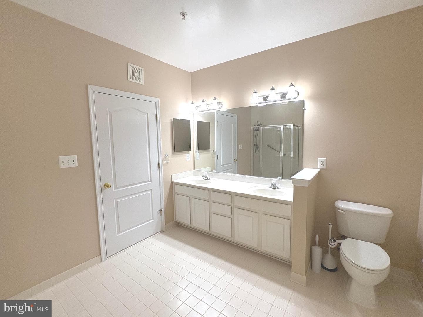 9710 Handerson Place #207 photo 32