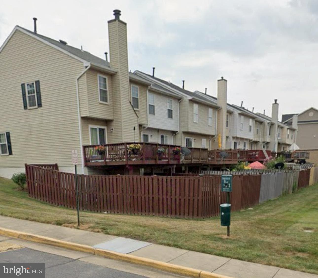 9212 Andrew Drive photo 3