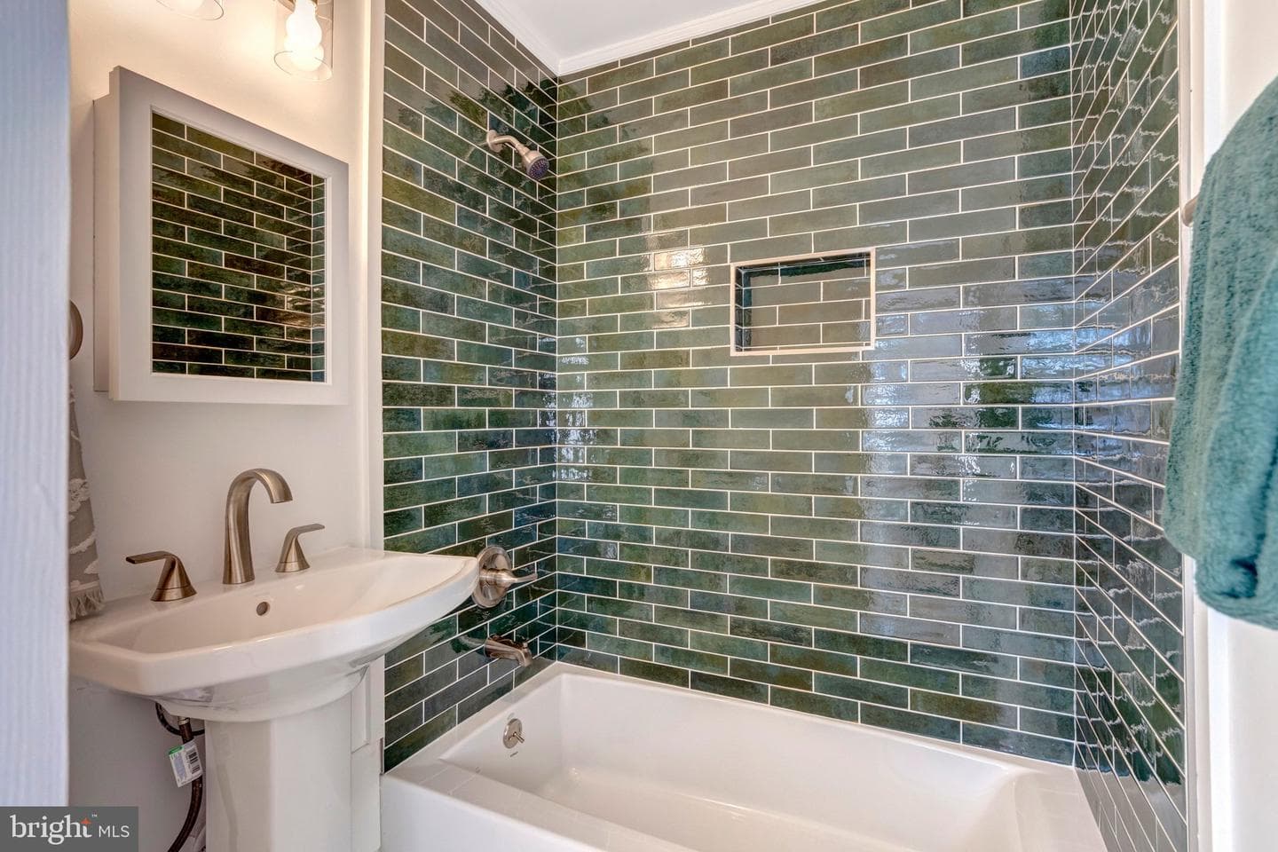 122 Scott Drive photo 32