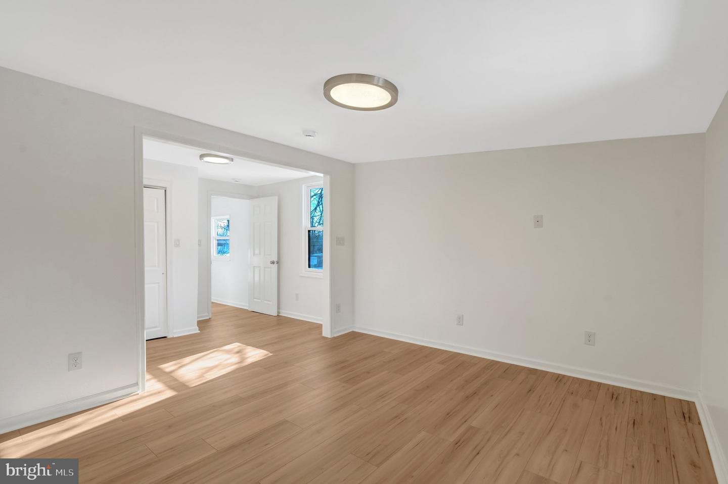 122 Scott Drive photo 37