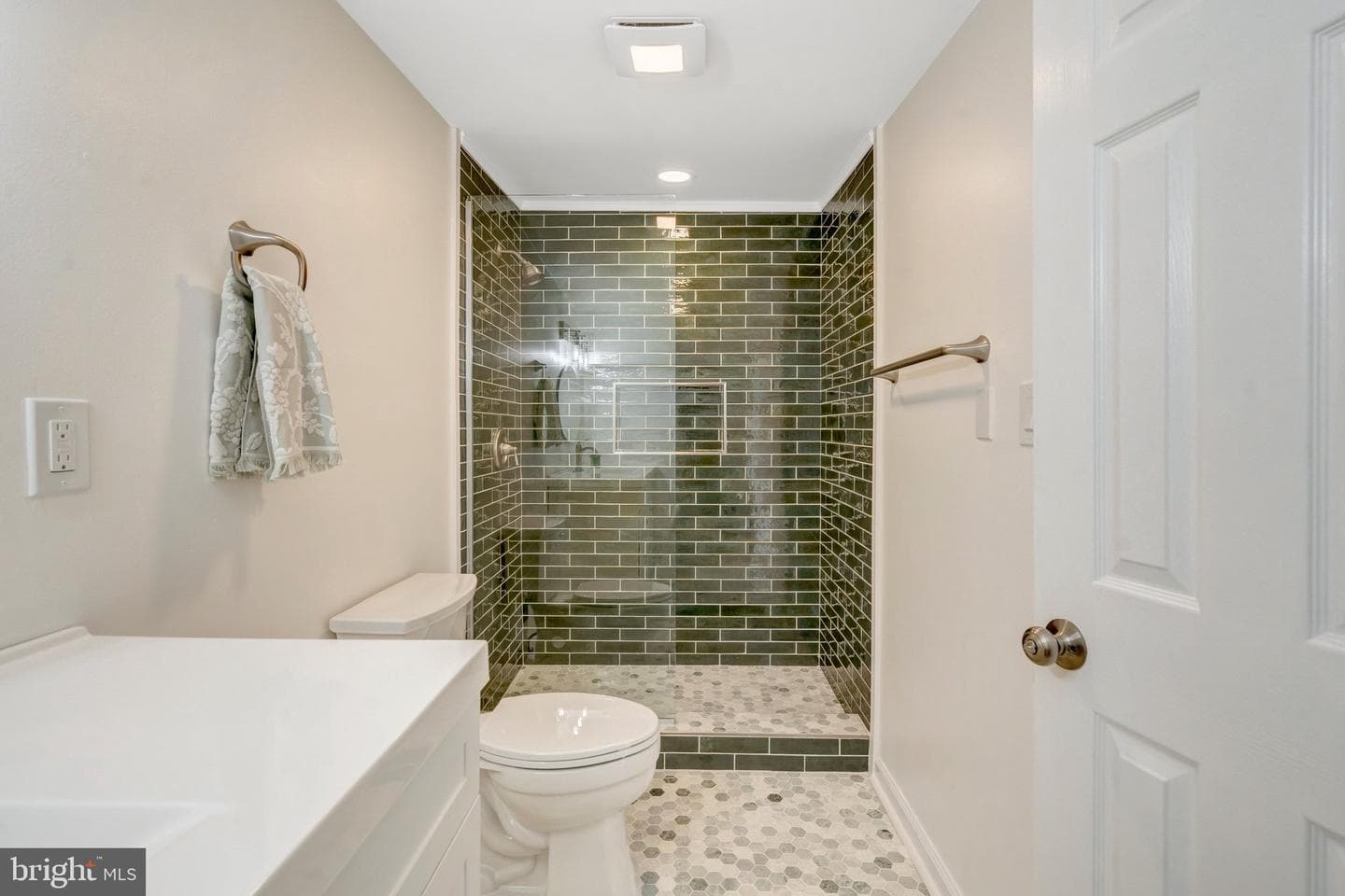 122 Scott Drive photo 41