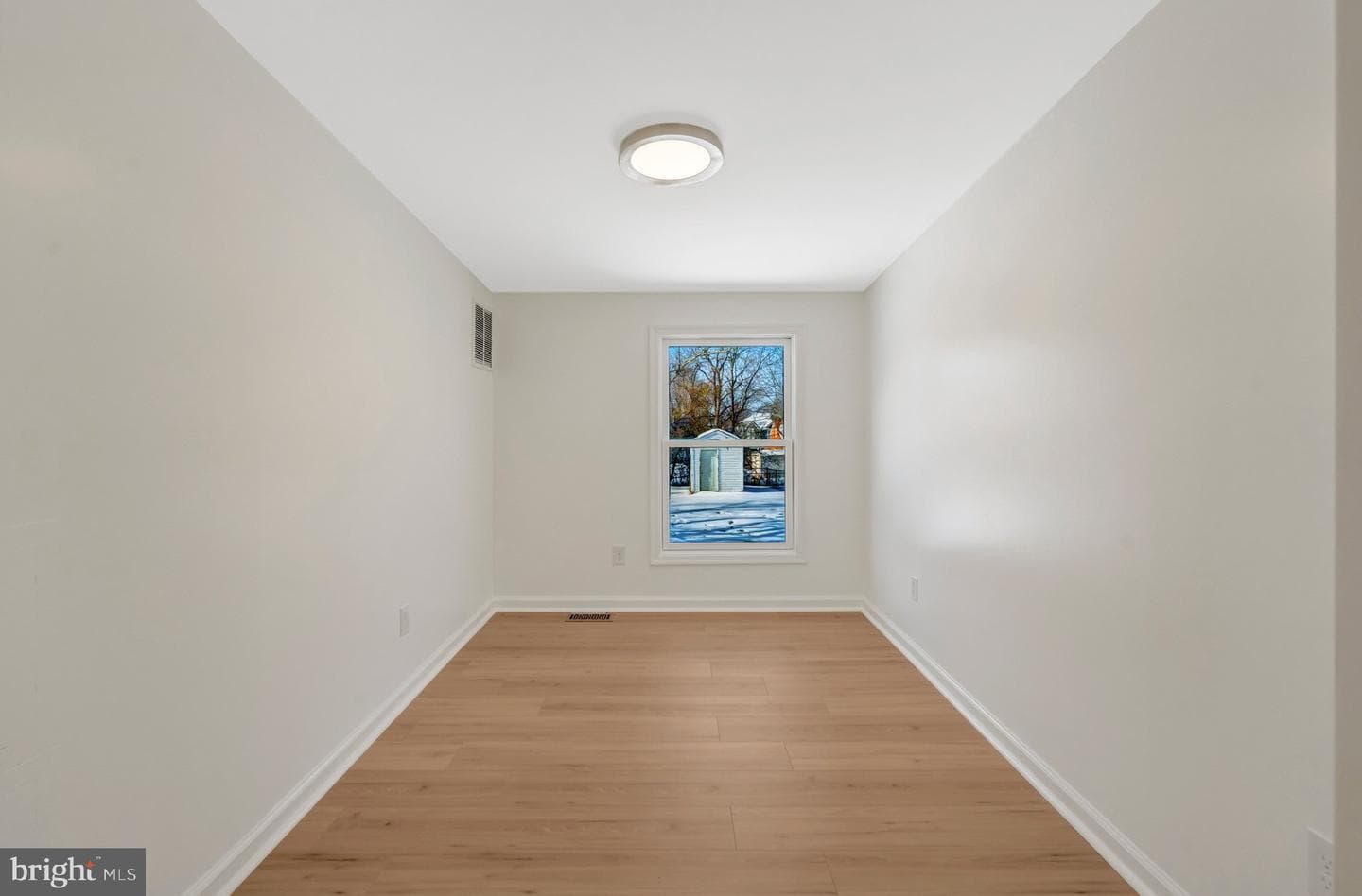 122 Scott Drive photo 46