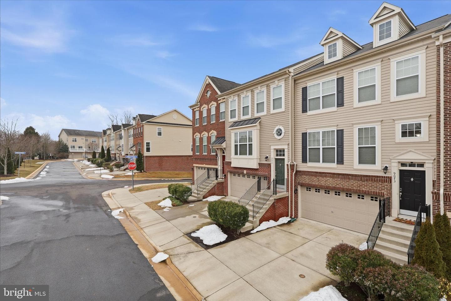 9073 Alexander Way photo 3