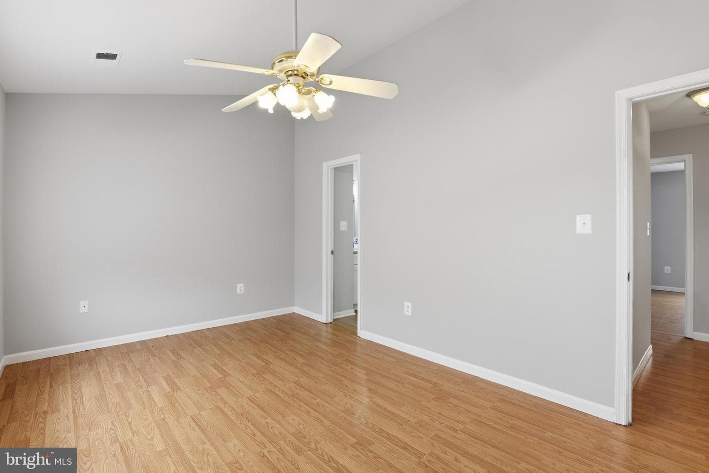 309 Moseby Court photo 10
