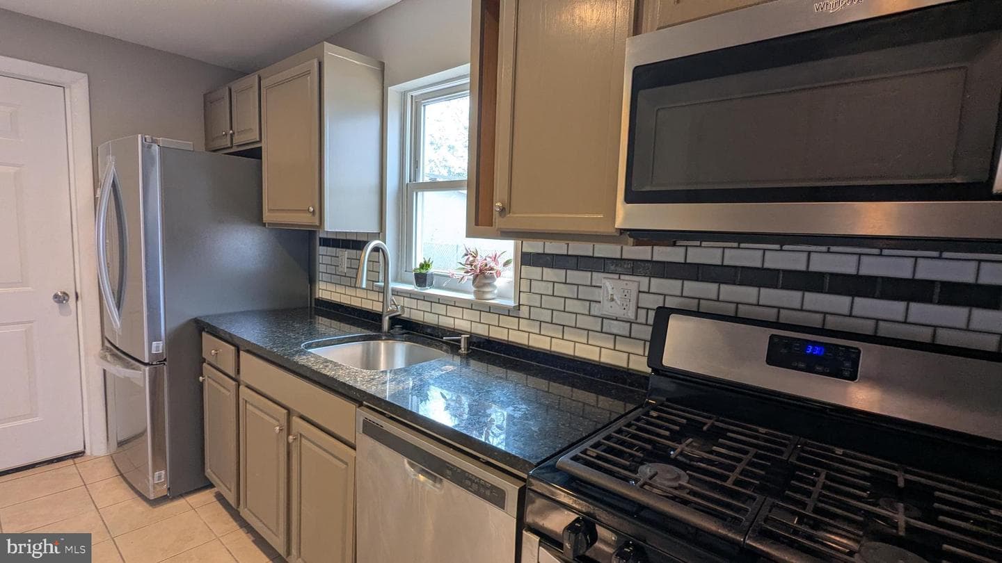 113 Colburn Drive photo 27