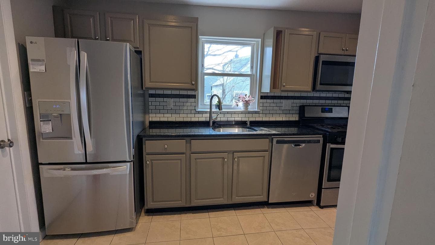 113 Colburn Drive photo 29