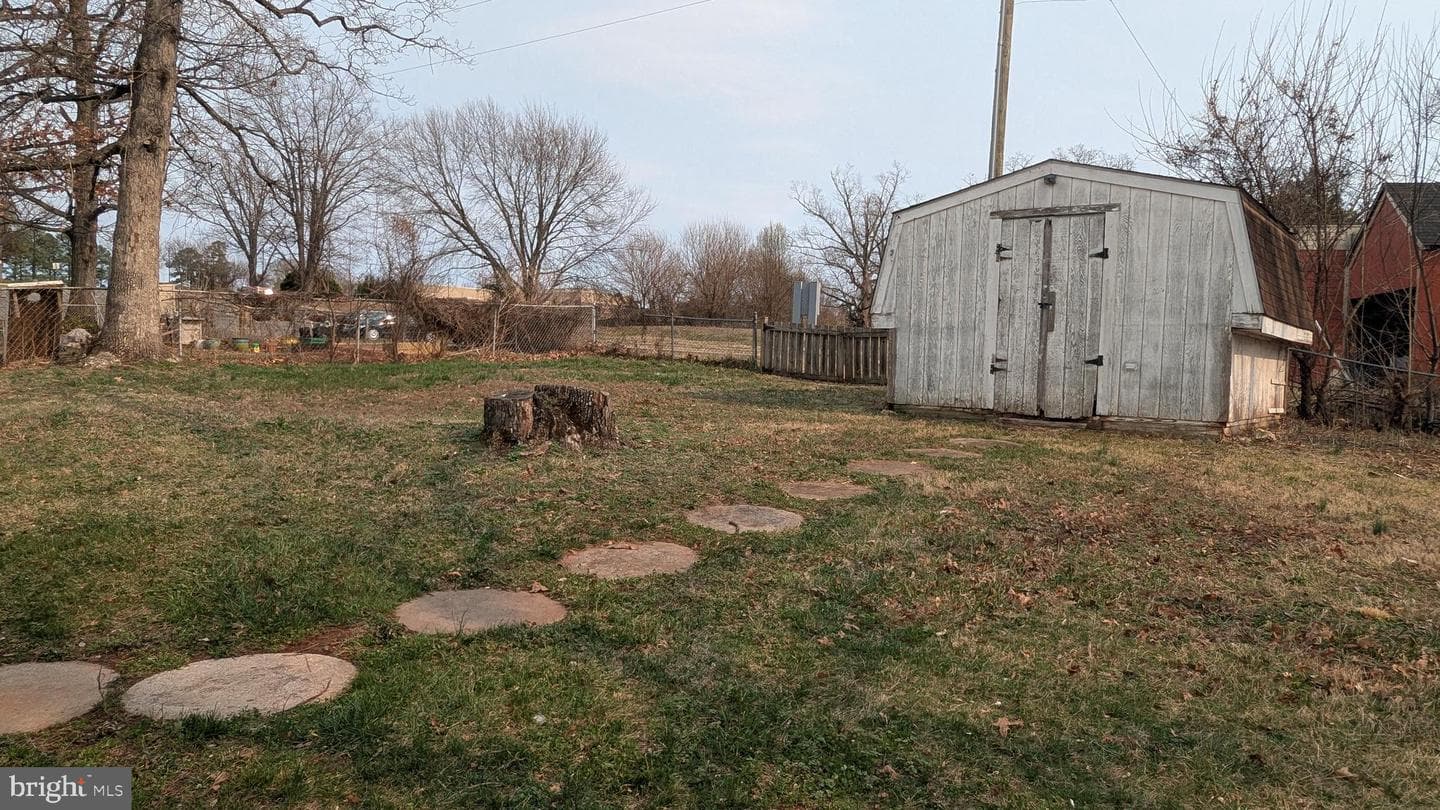 113 Colburn Drive photo 43