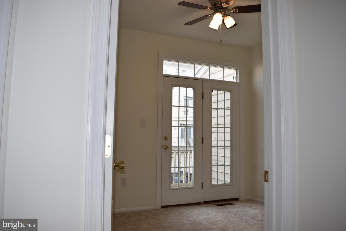 9508 Walker Way photo 11
