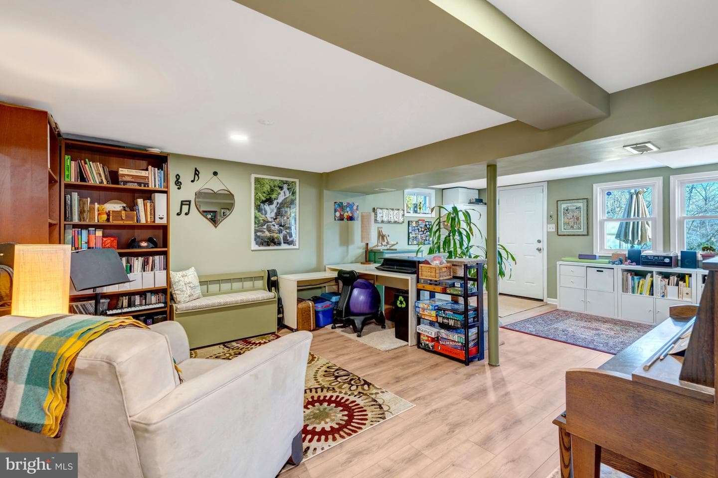 92 Meeker Court photo 18