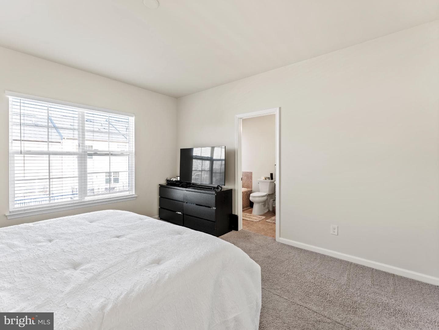 9002 Phita Lane photo 16