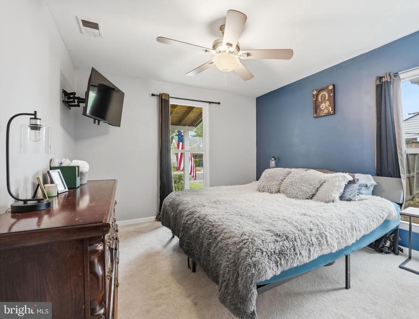 243 Kent Drive photo 12