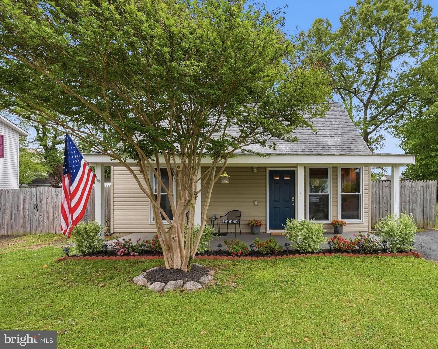 243 Kent Drive photo 2