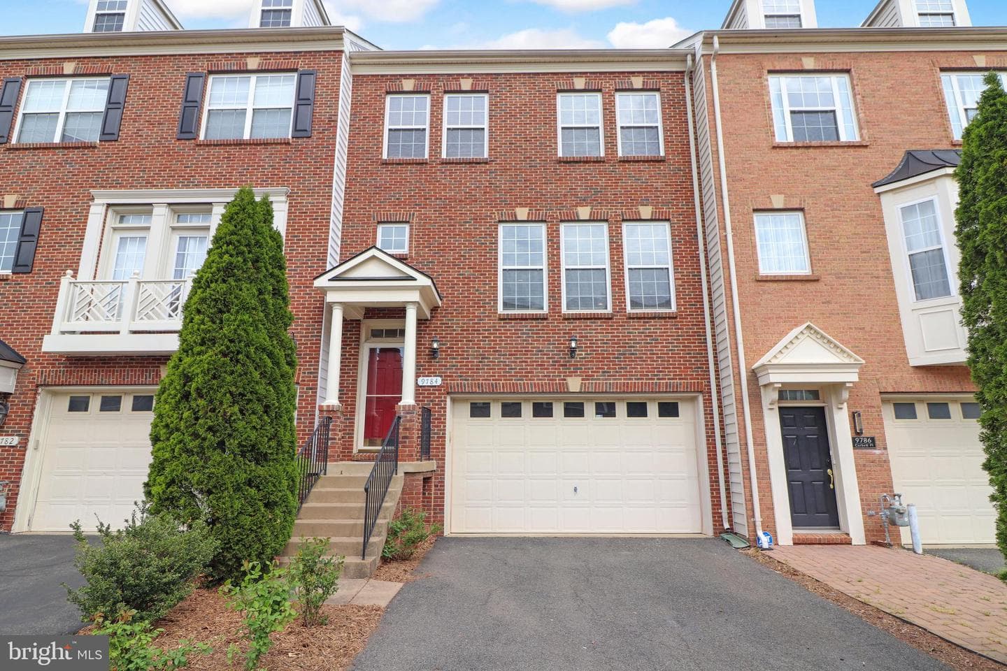 9784 Corbett Place photo 2