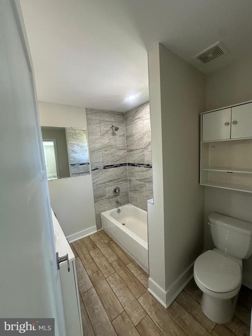 216 Colfax Court photo 47