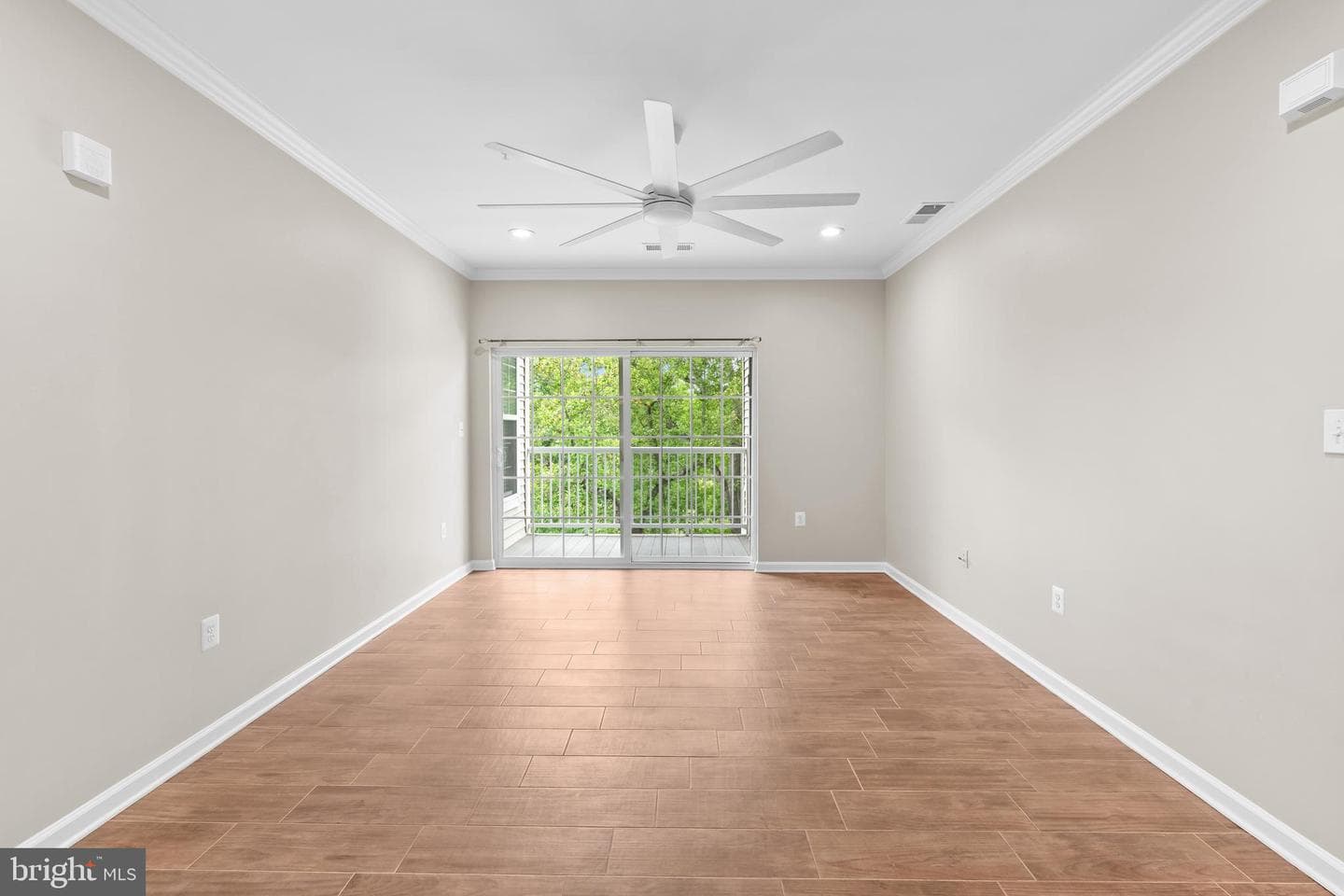 9724 Holmes Place #unit 302 photo 15