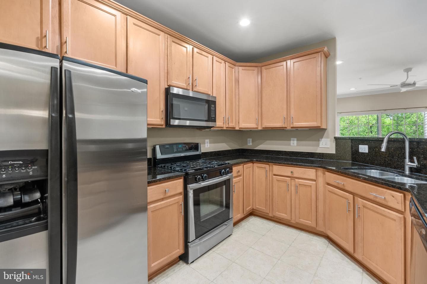9724 Holmes Place #unit 302 photo 2