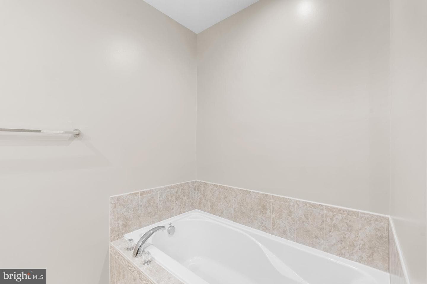 9724 Holmes Place #unit 302 photo 25