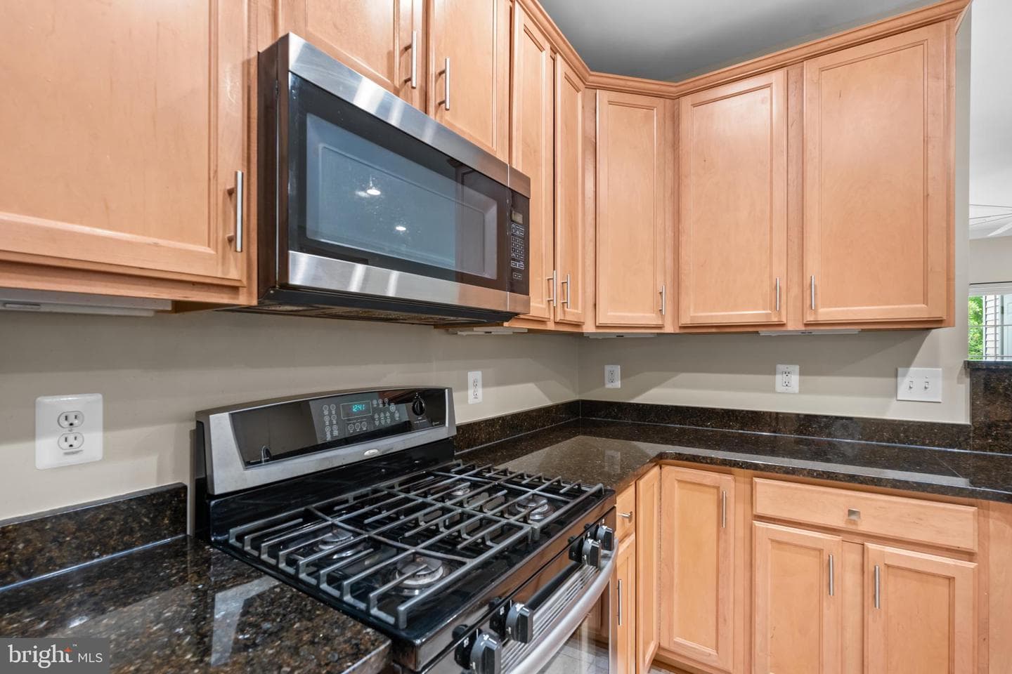 9724 Holmes Place #unit 302 photo 3