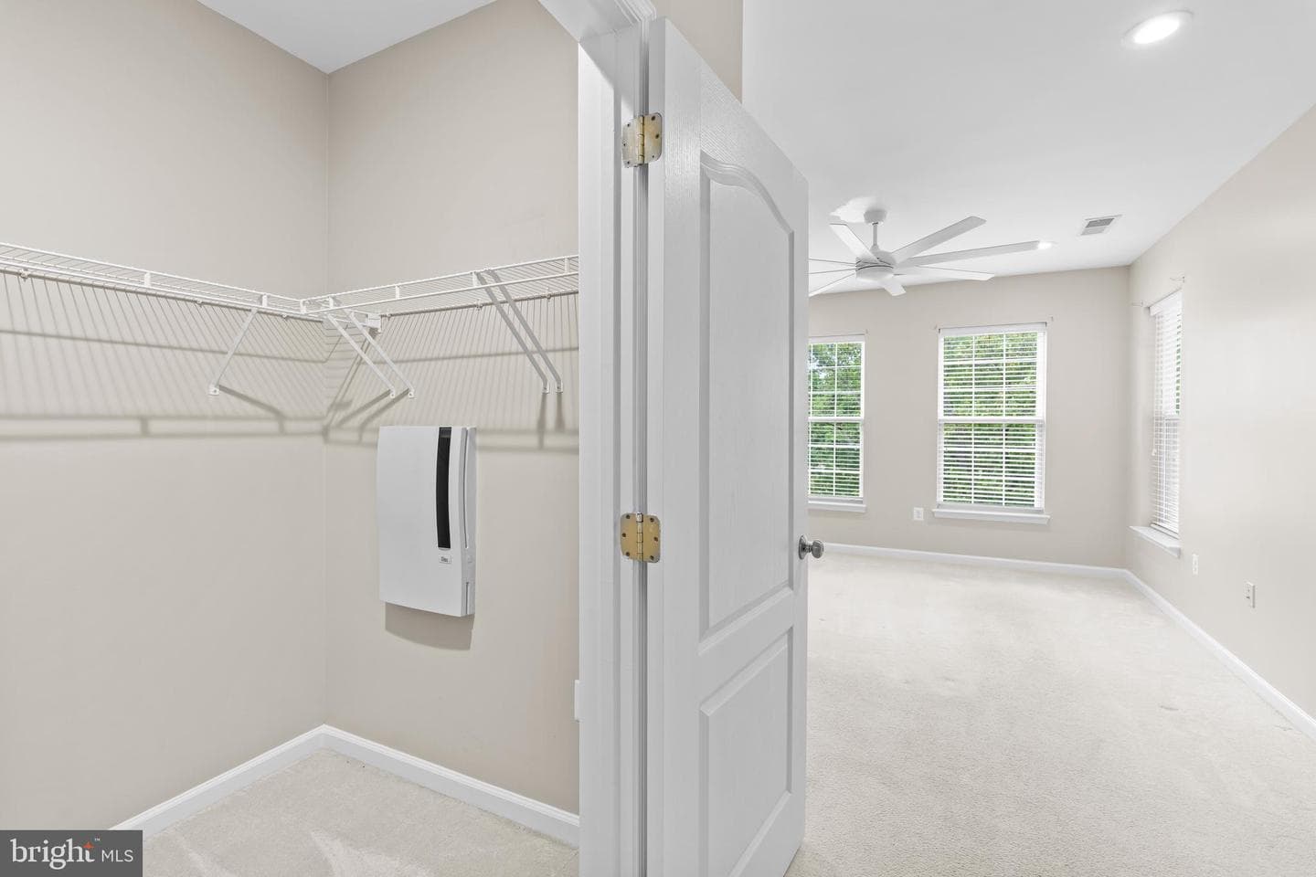9724 Holmes Place #unit 302 photo 32