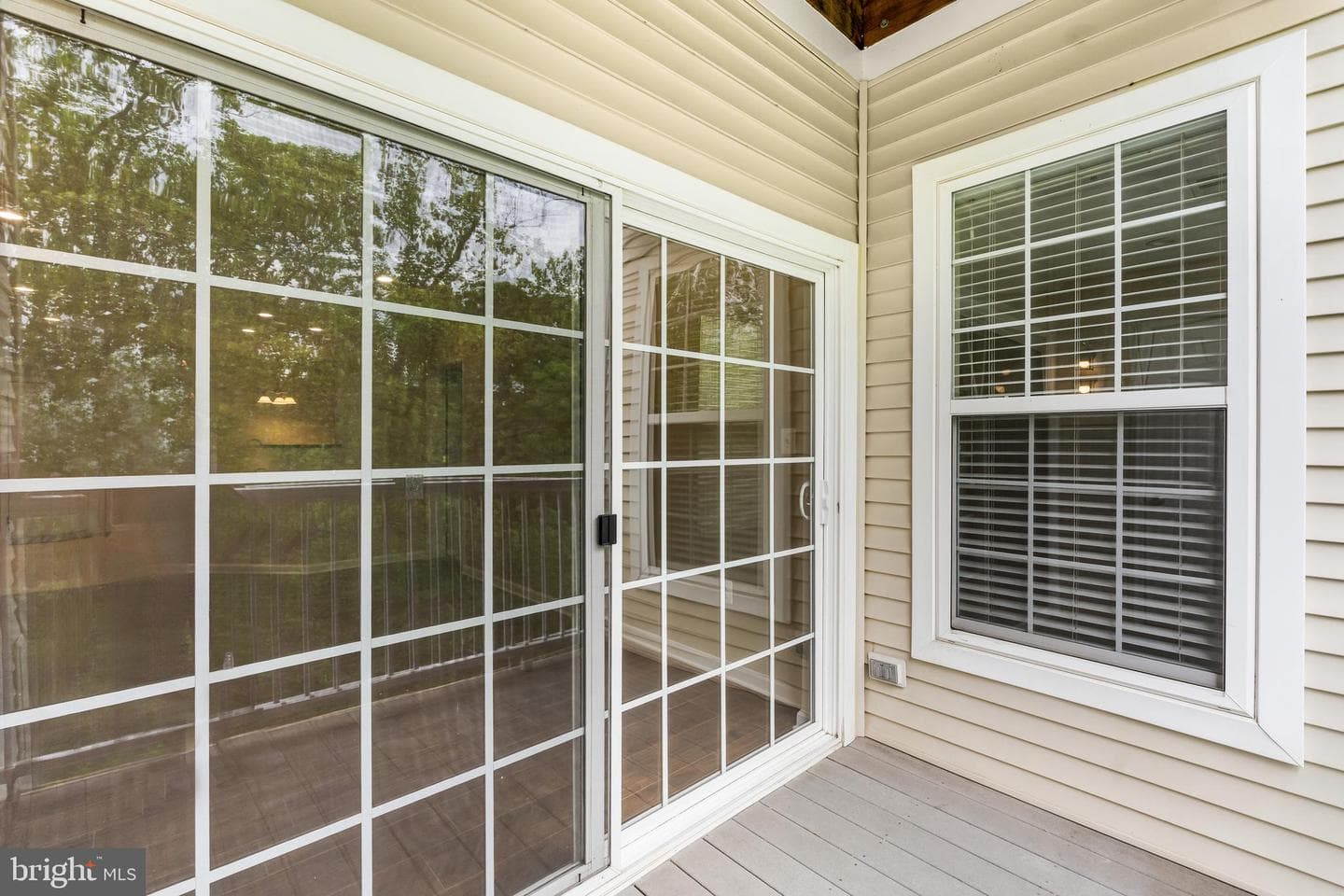 9724 Holmes Place #unit 302 photo 40