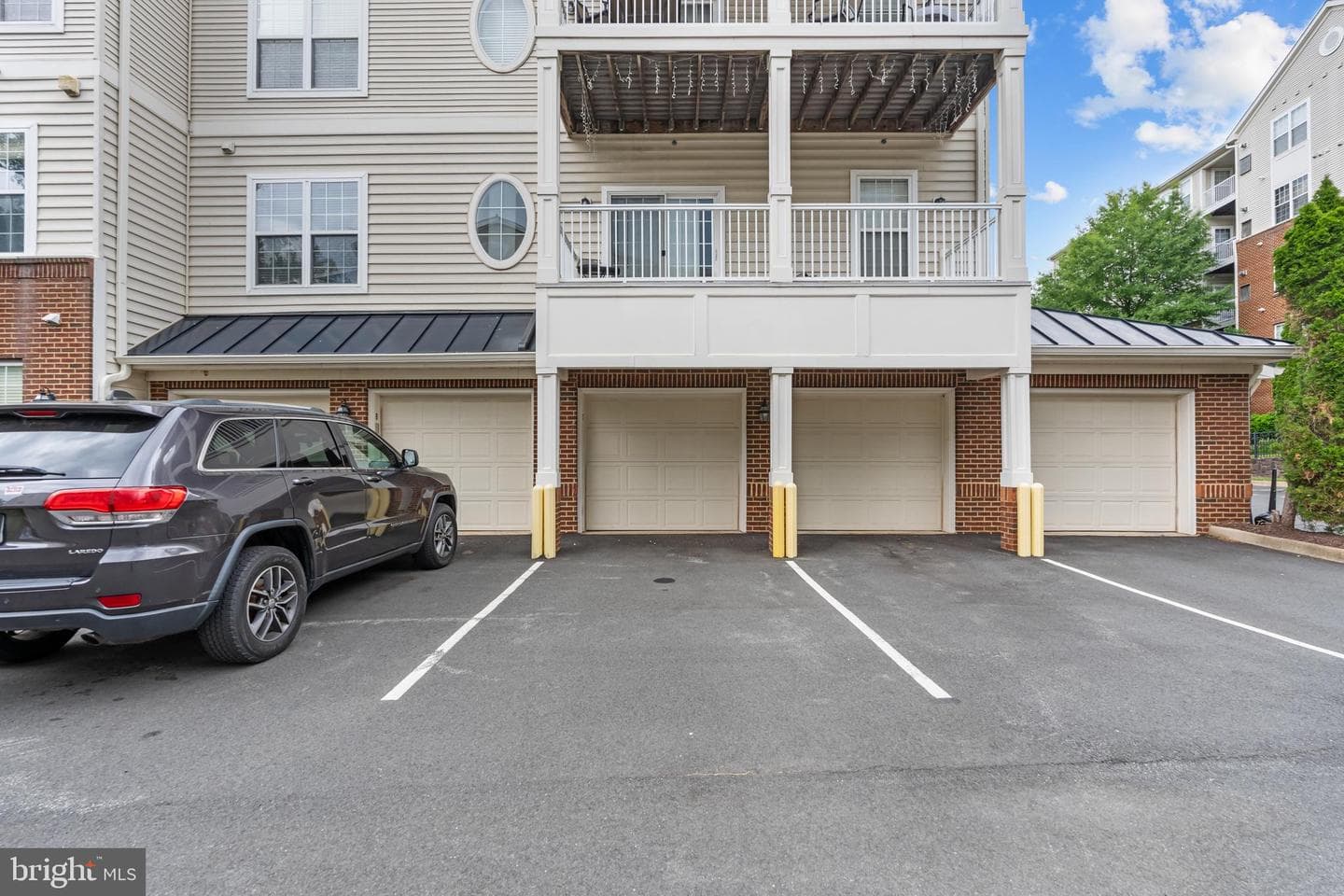 9724 Holmes Place #unit 302 photo 48