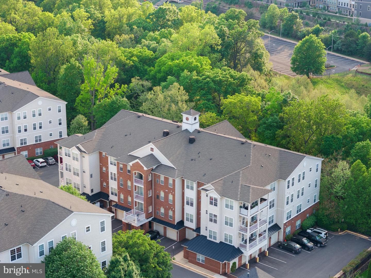9724 Holmes Place #unit 302 photo 62