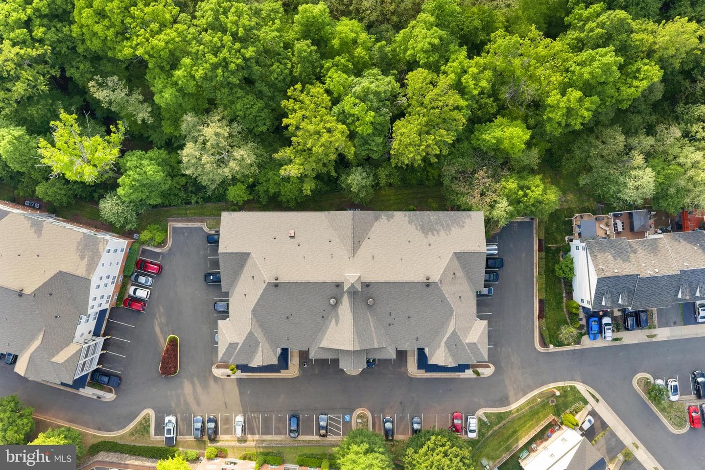 9724 Holmes Place #unit 302 photo 65
