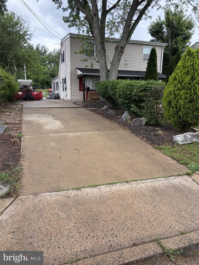 179 Scott Drive photo 6