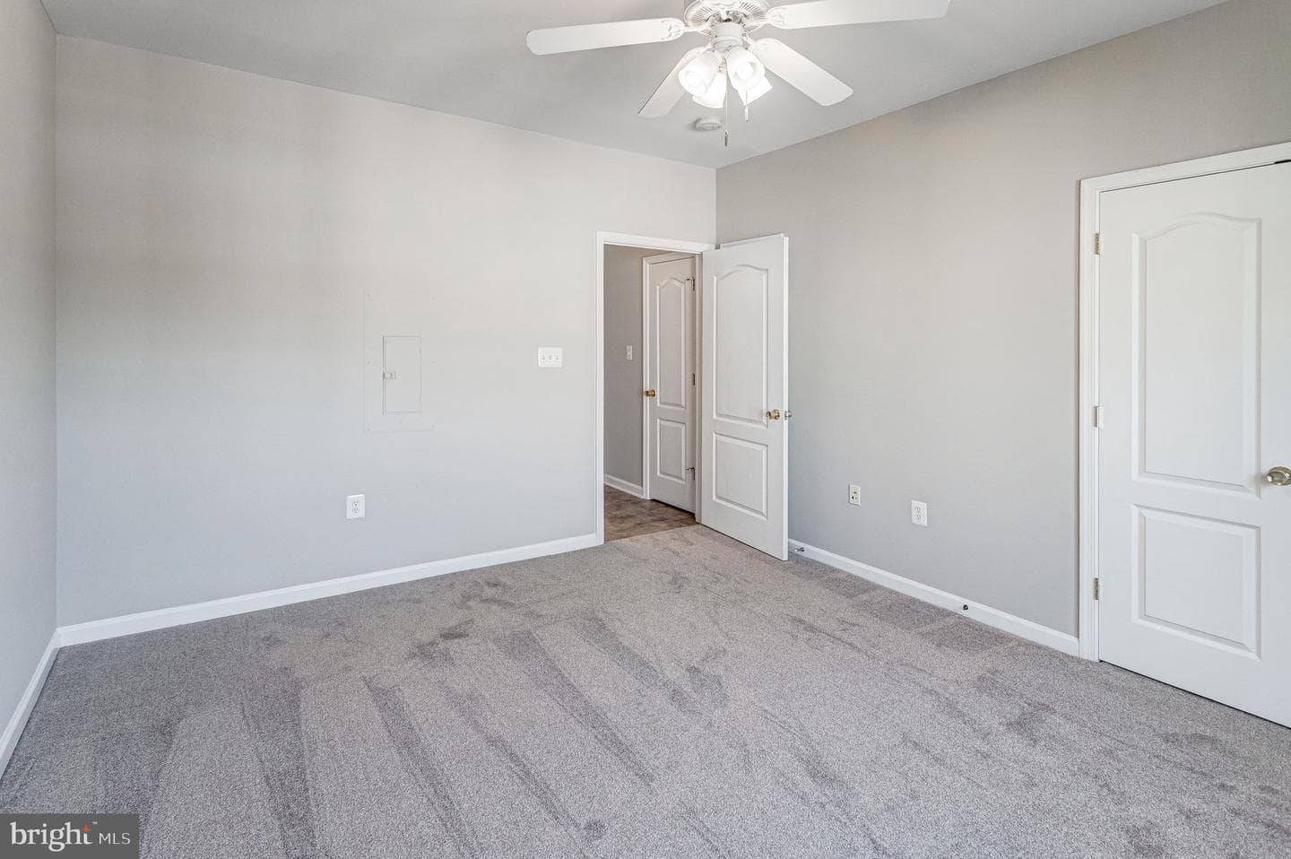 9722 Holmes Place #407 photo 21