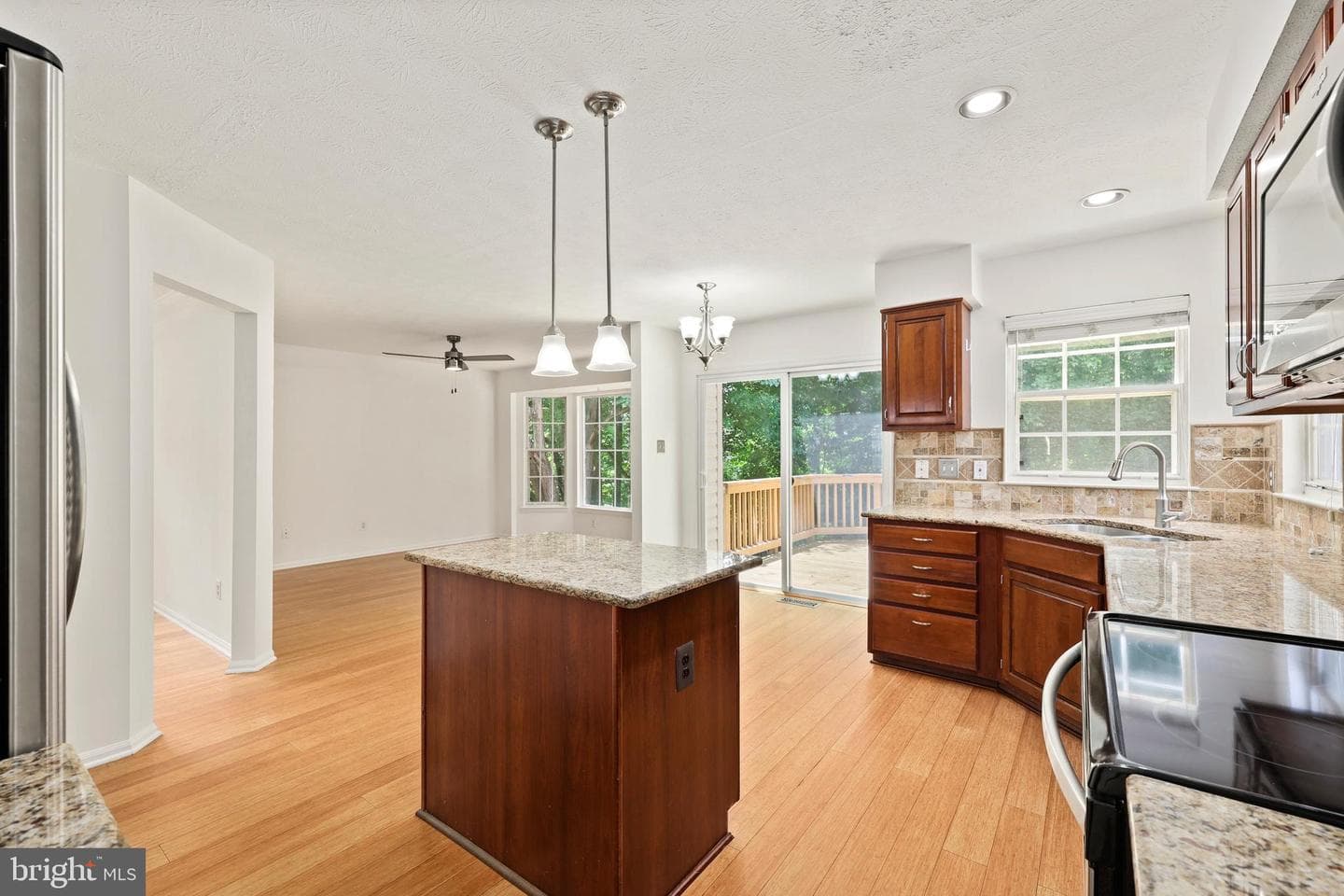 9242 Matthew Drive photo 13