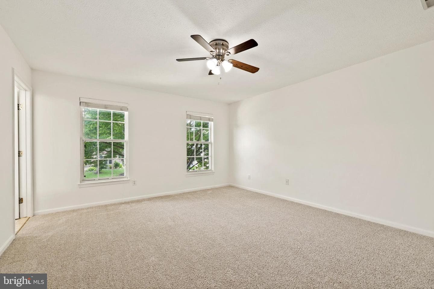 9242 Matthew Drive photo 16