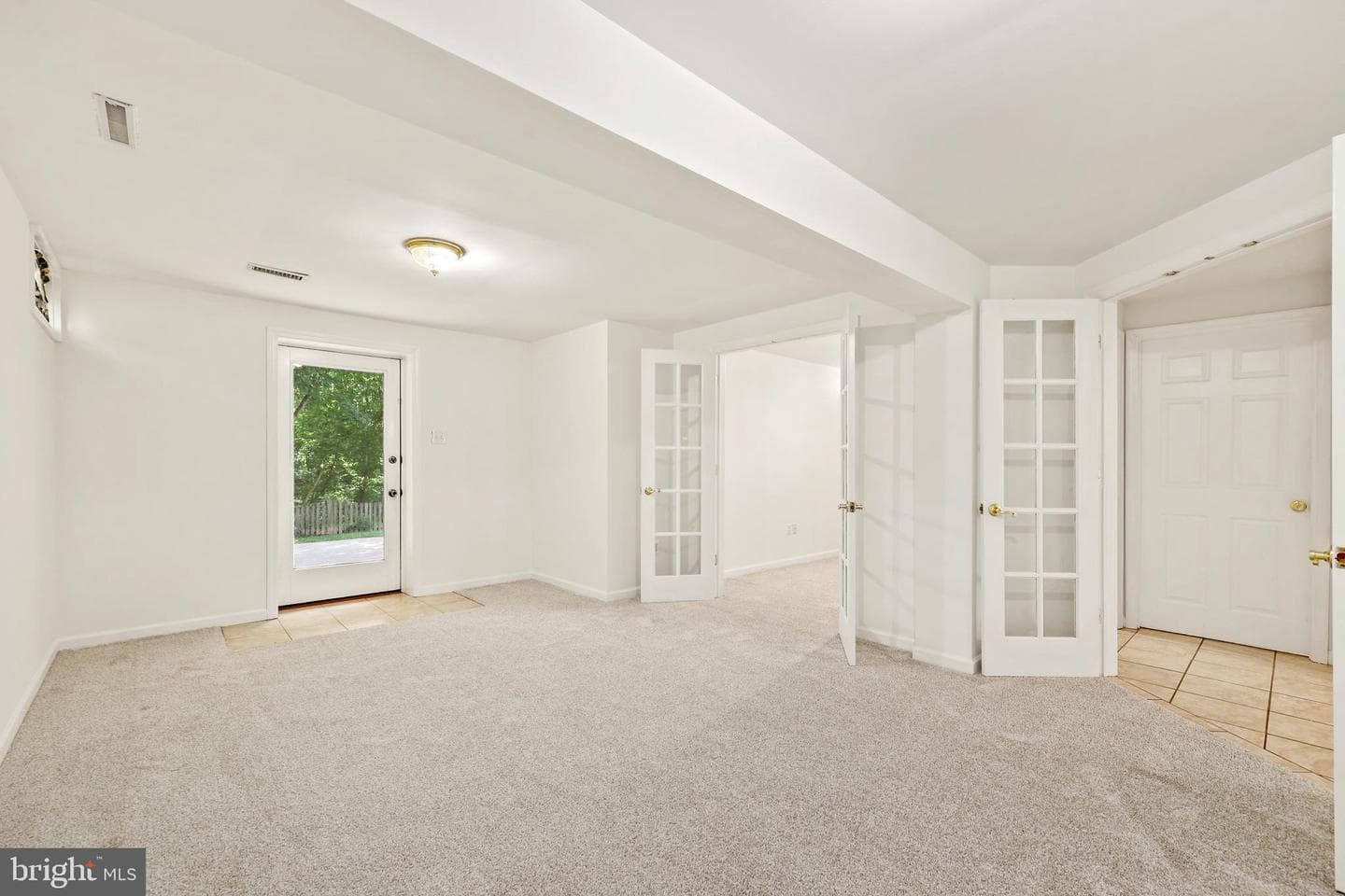 9242 Matthew Drive photo 24