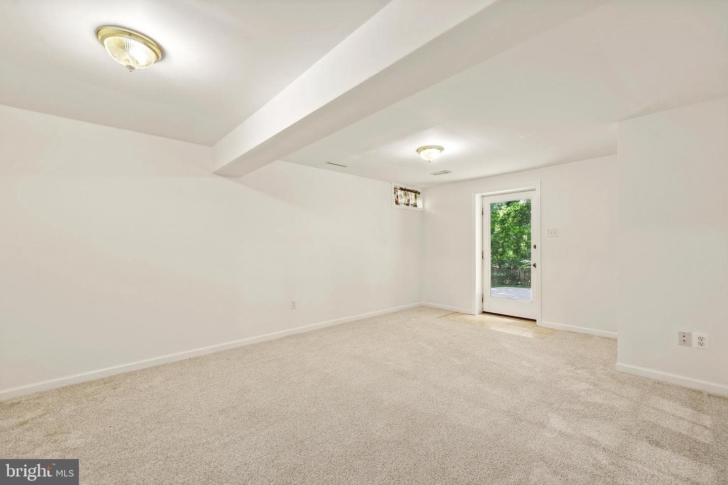 9242 Matthew Drive photo 25