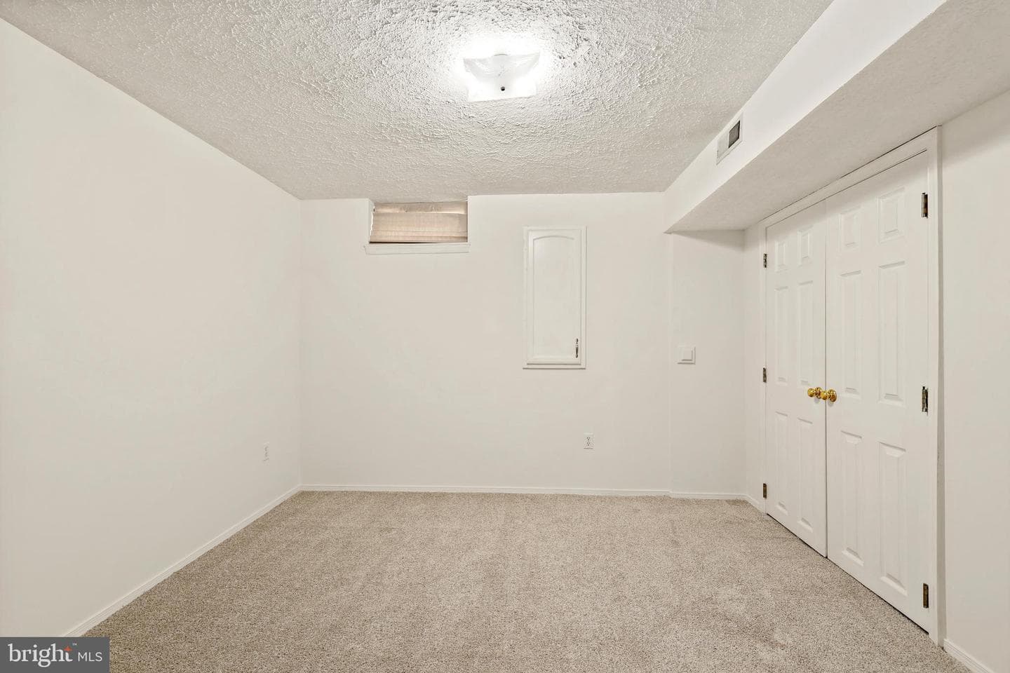 9242 Matthew Drive photo 26