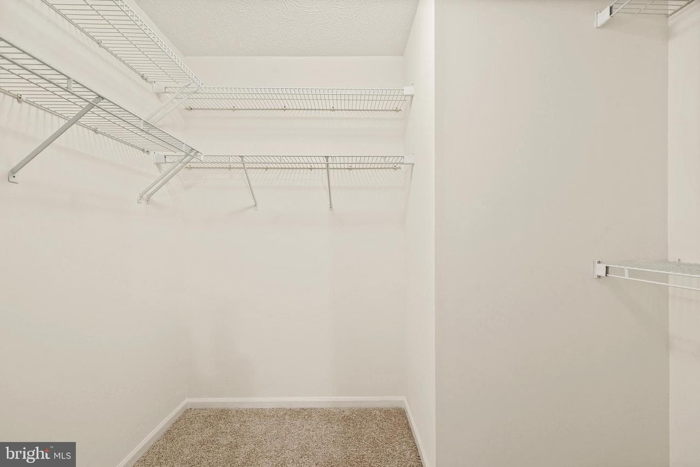 9242 Matthew Drive photo 32