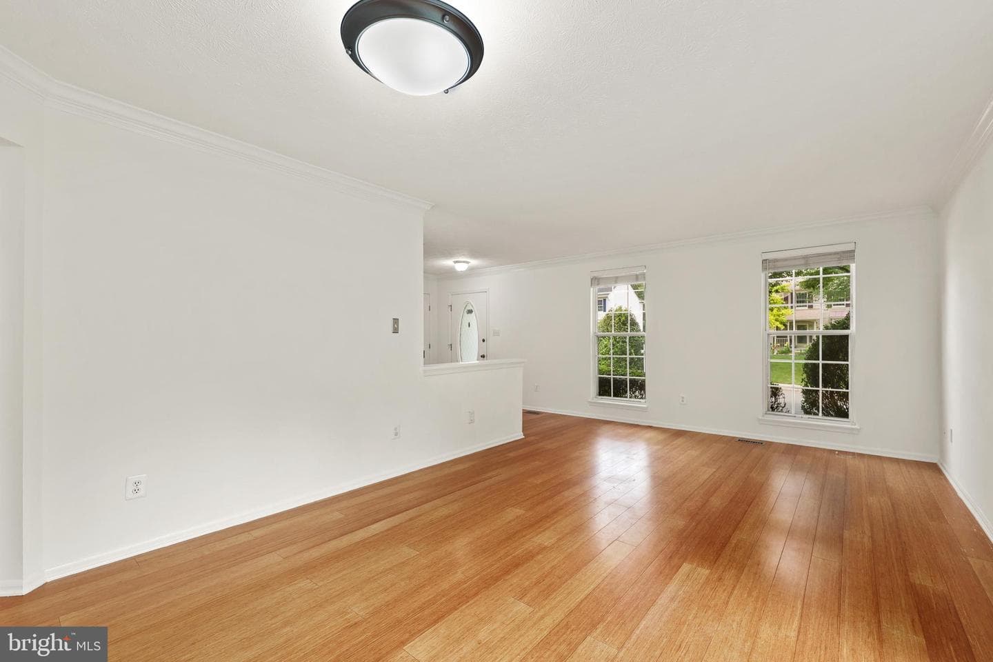9242 Matthew Drive photo 6