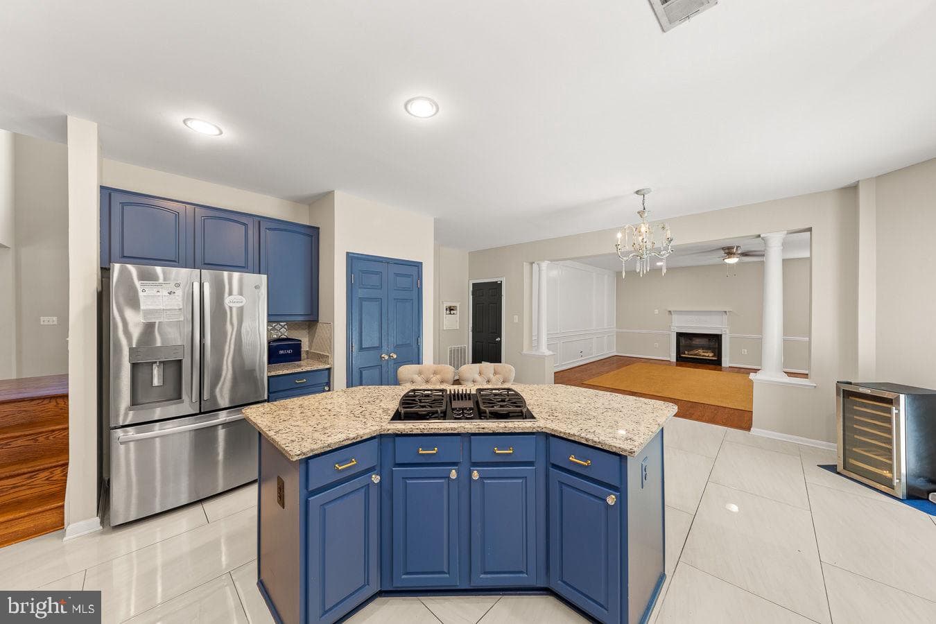 9201 Golf Court photo 20
